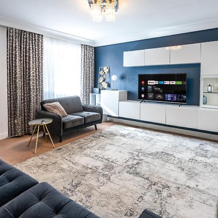 Modern Home Near Etihad, Coop Live マンチェスター エクステリア 写真
